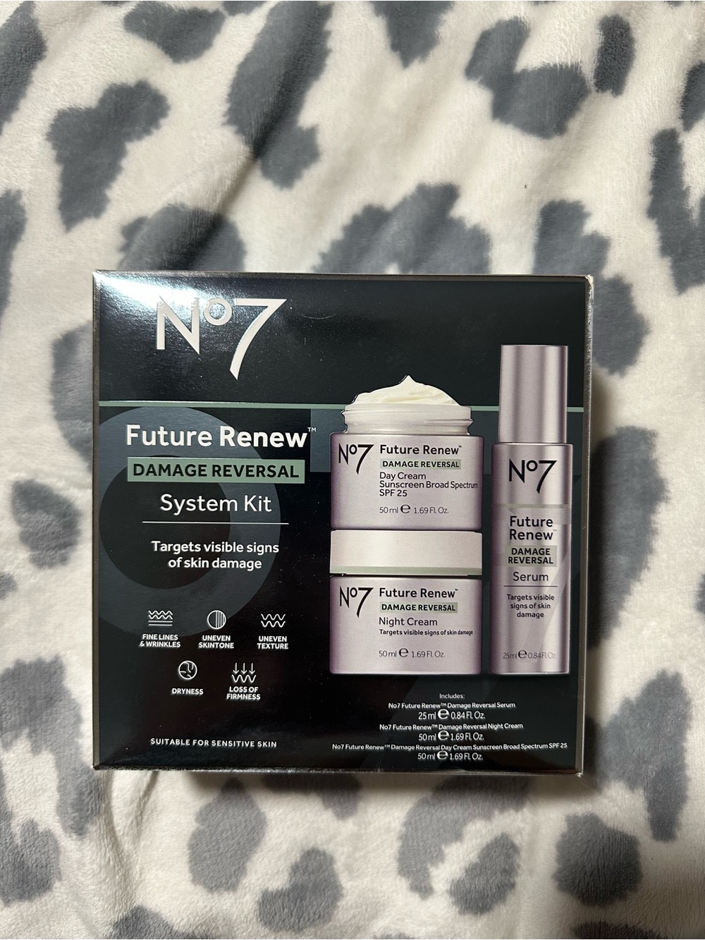 Future Renew Damage Reversal System Kit - White